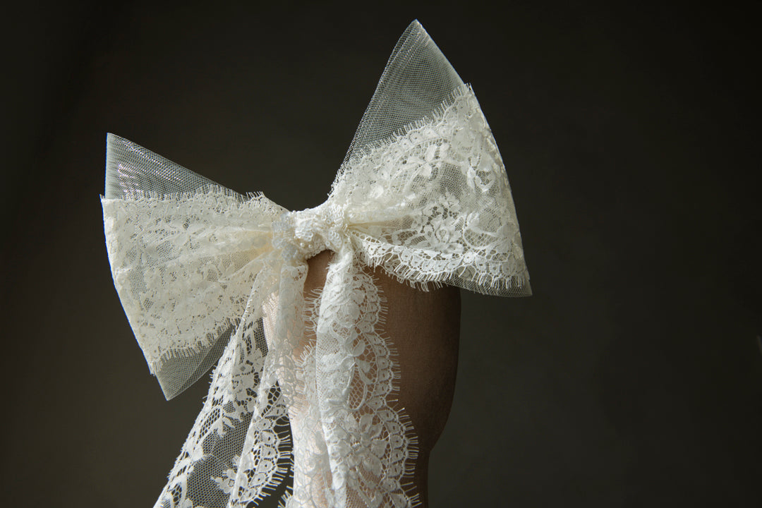 Handcrafted bow detail on Isla bridal veil