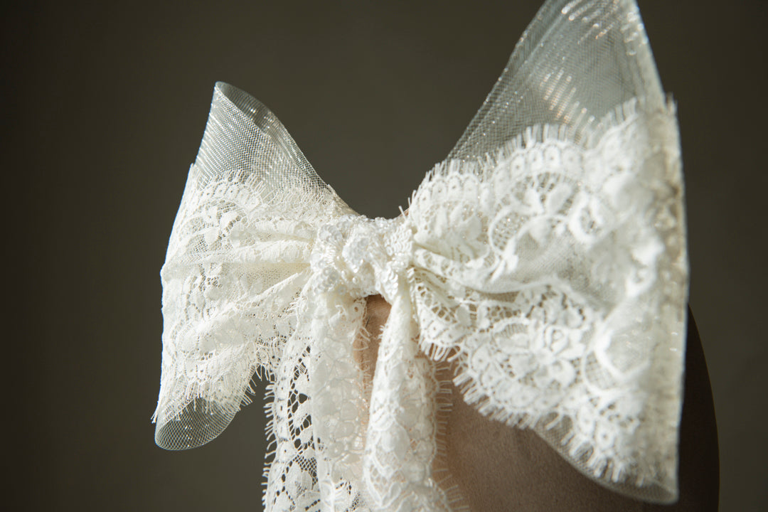 Isla veil bow and tulle detail closeup